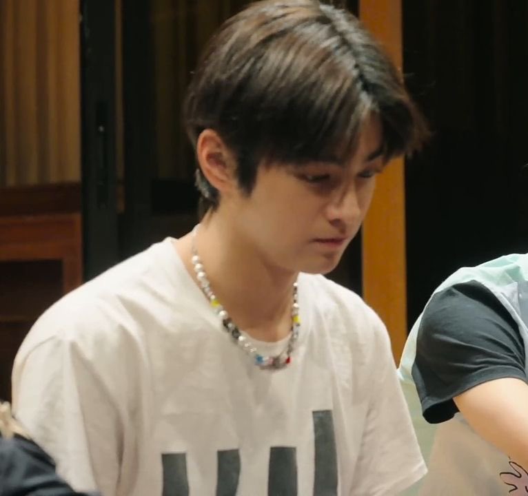 ahnkeonhopics's tweet photo. #KEONHO #건호 https://t.co/UA8BqBL2pC