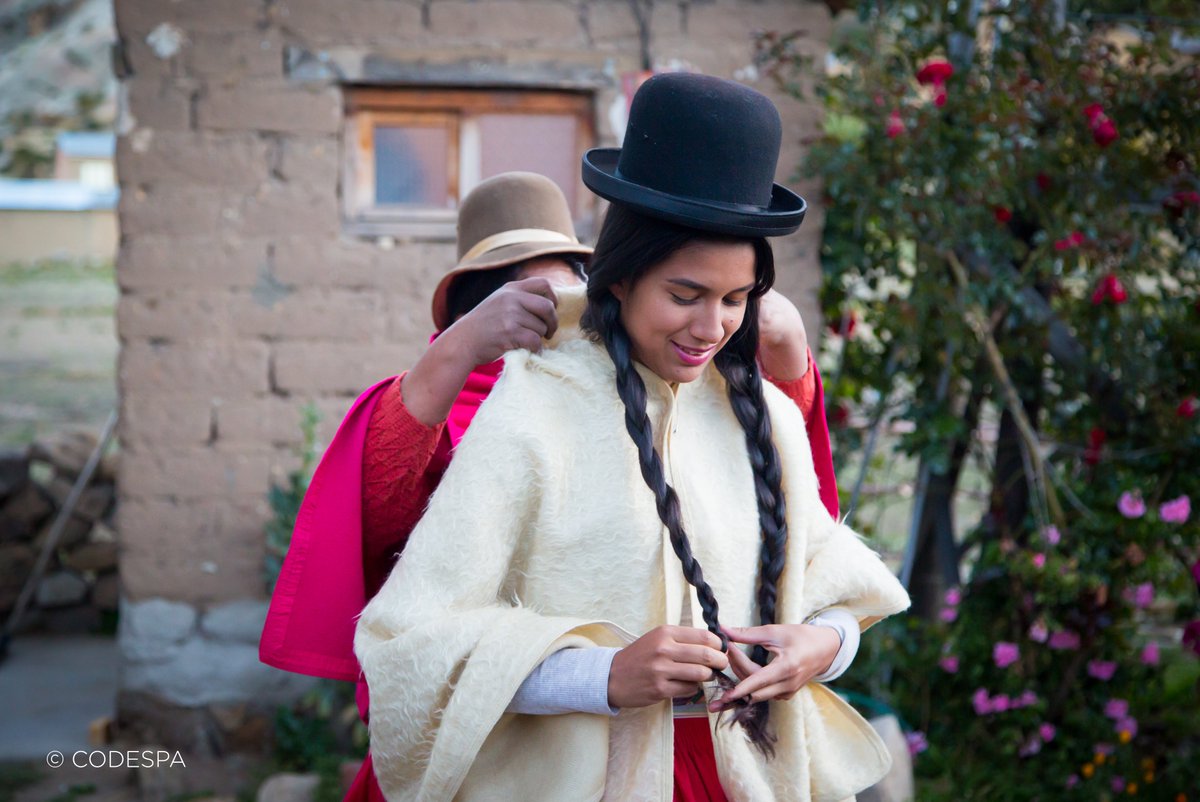 CODESPA's tweet photo. Compartió el caso de APTHAPI en Bolivia, donde el #turismo fue una herramienta para generar ingresos, mejorar condiciones de vida y conservar el patrimonio cultural y natural. APTHAPI es liderado por las propias comunidades locales 👇 https://t.co/QgWO8STDpK