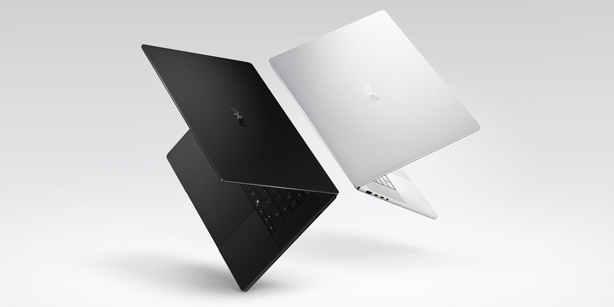 ASUS_PL's tweet photo. 🚀 Rewolucyjne ProArty z NVIDIA RTX Spark od ASUS na Computex 2026:
• Lokalne AI bez chmury 
• Generowanie wideo 4K przez AI 
• Obsługa modeli AI o 120B parametrów
• Nawet 1 petaflop mocy AI 

Przyszłość tworzenia właśnie się zaczyna✨
Więcej: https://t.co/norlw66LbA https://t.co/D4jh1b8FIa