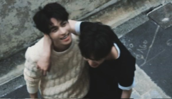 zzhaokitty's tweet photo. they look so dreamy together ♡

#HeChangxi #HeYanzhao https://t.co/LCqppJ3tqE