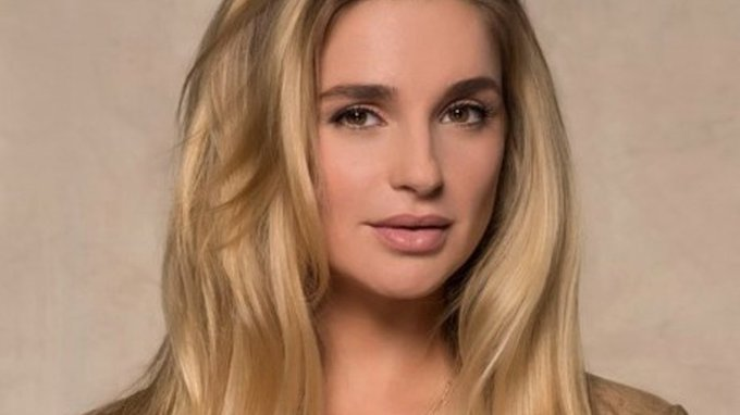 celebcrush4922's tweet photo. Happy Birthday Gaby Blaaser ๐๐
#HappyBirthday #Gaby #Blaaser #GabyBlaaser https://t.co/Dh24LAWse3