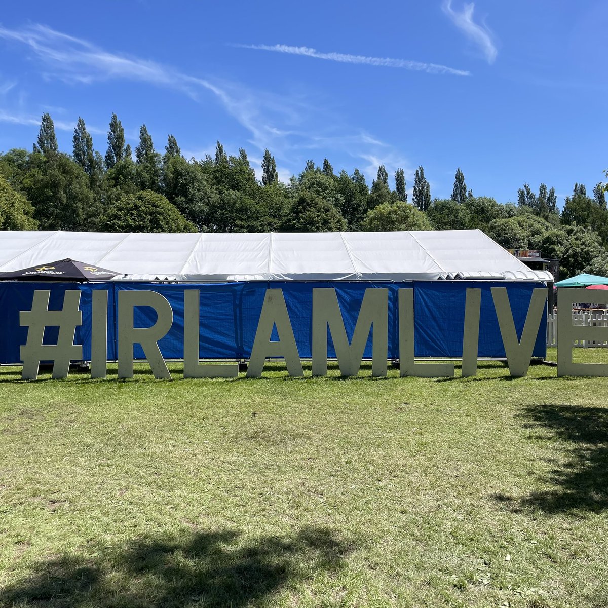 jonnyawsum's tweet photo. Wild weekend playing @WychwoodFest @execornexchange @IrlamLive and Just the Tonic, Reading. Loads of miles and loads of laughs and the most beautiful weather - got pretty tanned driving and my car has a roof 🤣 Thank you to all who organised and came along - fun times 🤘🎸 https://t.co/wrJAGbQBlD
