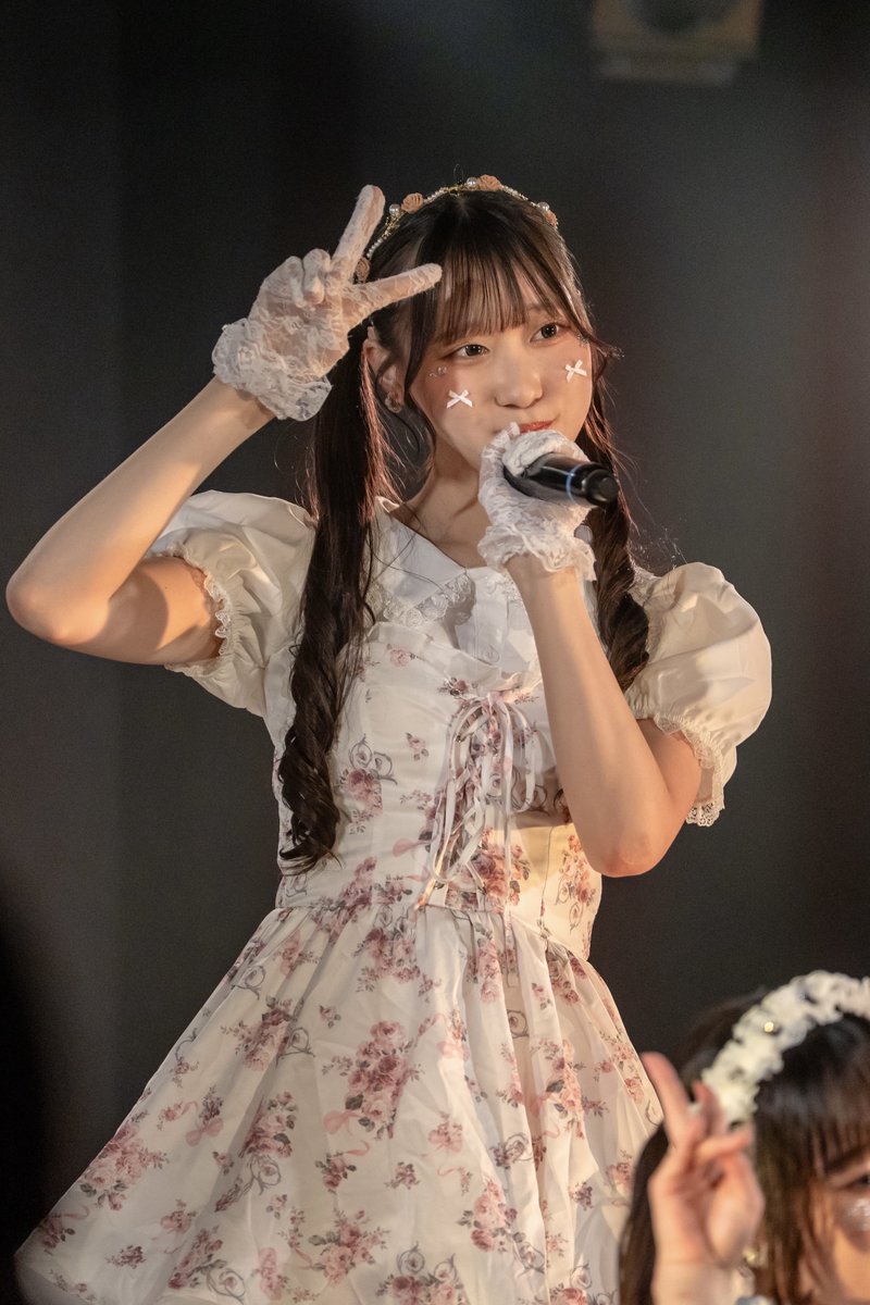 icecream_oniku's tweet photo. 桜庭遥花ちゃんの生誕祭で、きゅーすとちゃんたちが着ていた衣装🎀🌸

同じ衣装で、ツインテールは20歳まで♡とサマーチョコレートも踊ることができました🤍 https://t.co/pSzyFlSpUv
