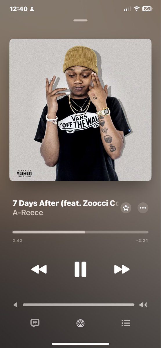 InspiredbyLRM's tweet photo. “so get your double cup, get your lighters up this a celebration baby yeah we going up” 🥂 https://t.co/J0X8F6hfGz