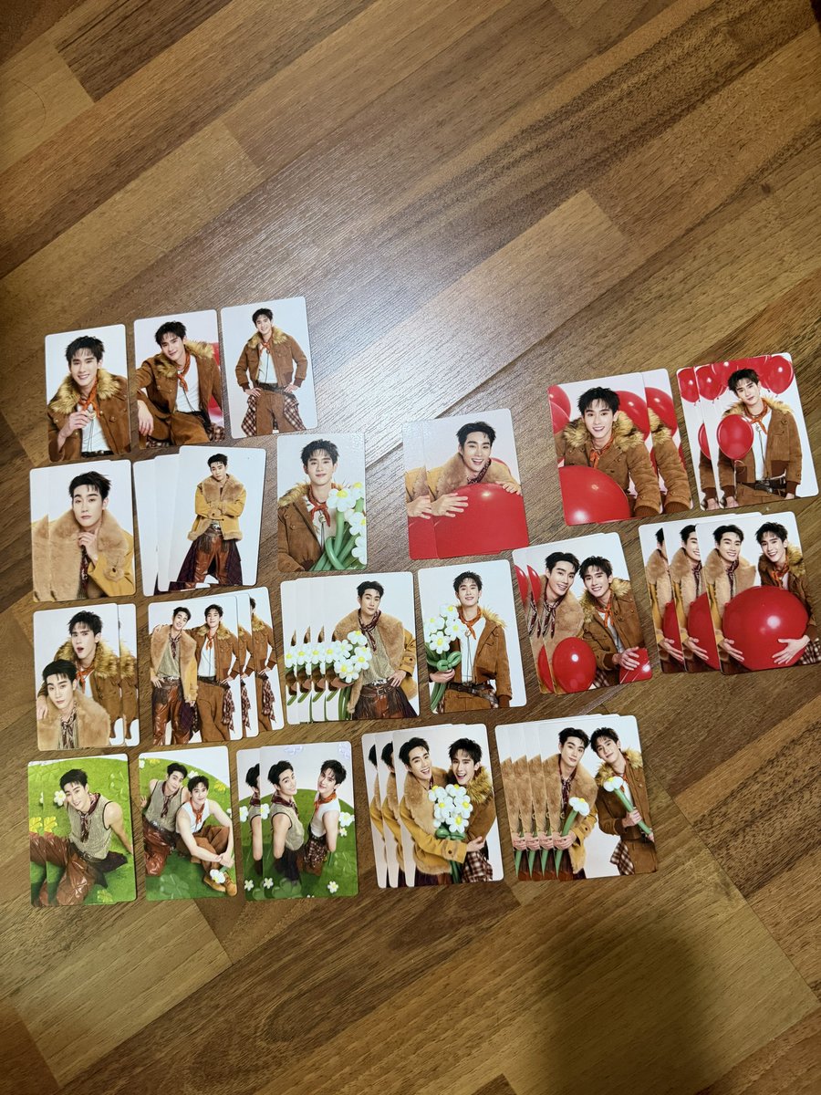 heyitsjosef's tweet photo. WTS WTT 

ForceBook Funtopia Fancon collectibe random cards

Just missing the 2nd &amp; 3rd pics 

Currently in MY 🇲🇾, but can also do PH 🇵🇭 or SG 🇸🇬 (DM for details) 

#ForceBookFancon https://t.co/jdRNhJpcYM