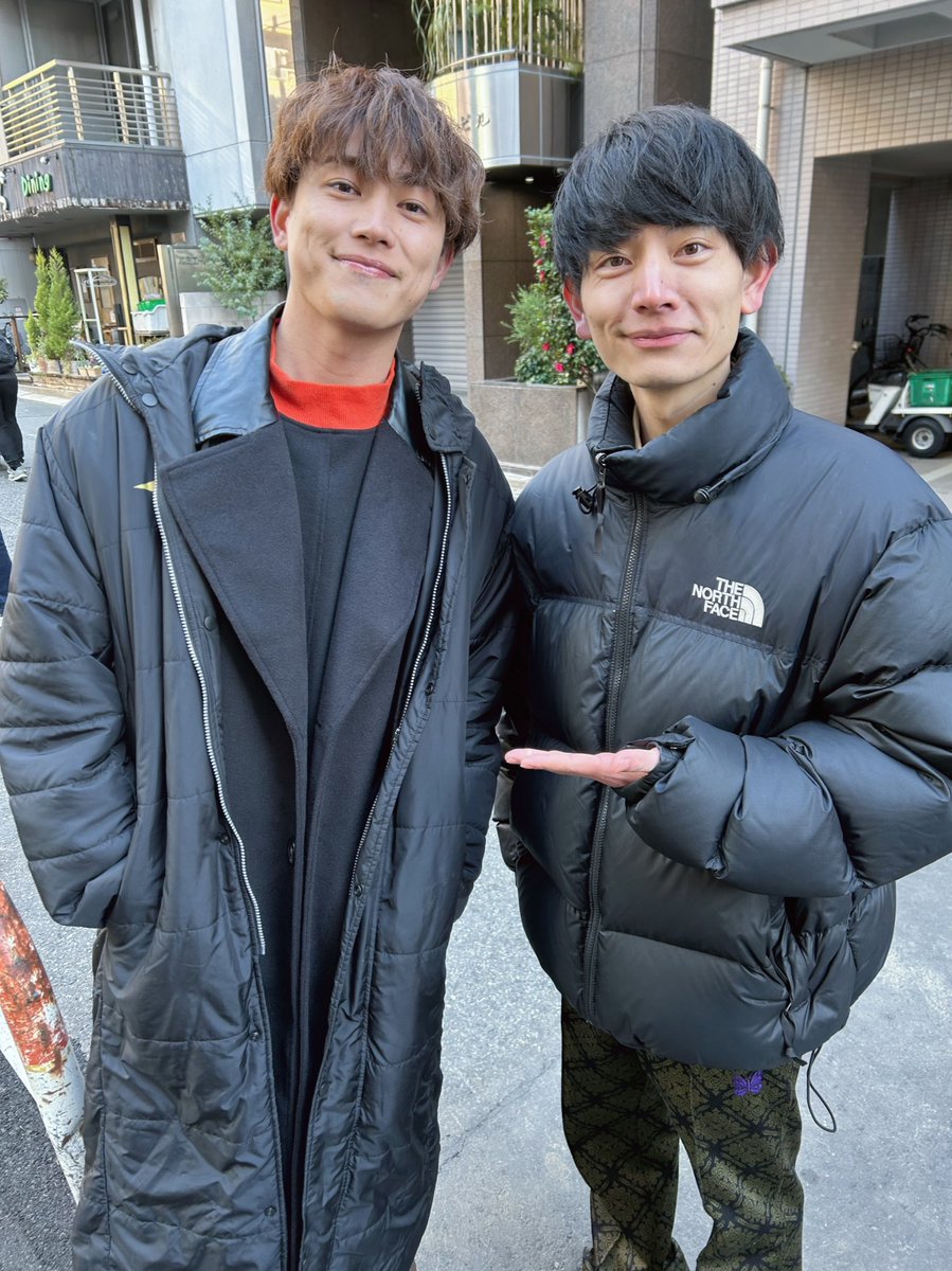BLdrama_project's tweet photo. 👓ドラマ『#やたらやらしい深見くん』💓
✨6/8(月)深夜25:20ついに最終回‼️

最終回を目前に…
ドラマに登場するイケメンたちの
スペシャルショットを入手📸✨

あなたの推しは誰ですか？😍💕

ぜひコメントで教えてください👇

#やたやら
#樫尾篤紀 #宮崎湧
#志田原泰輝
@younanox0125
@ttaiki10969 https://t.co/04H2T49crF