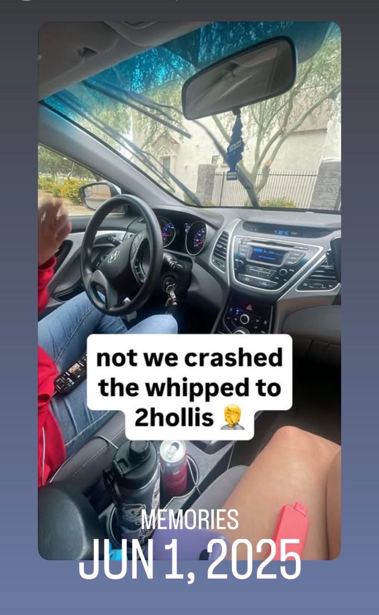 romatcha's tweet photo. One year since I crashed my car to 2hollis🤦‍♀️ https://t.co/KayeFddPiH