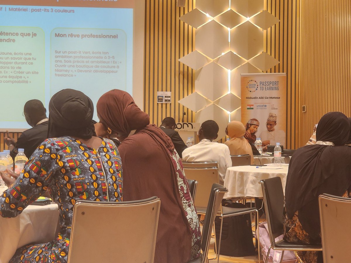 Nahina_H's tweet photo. Début ce matin à #Niamey du #BootCamp Multi-acteurs Passport To Earning (P2E) : Investir dans les compétences des jeunes pour bâtir l'avenir du Niger, avec l'appui d' @Unicefniger
#Unicef
#Projectaccelerator https://t.co/7C1HSnV22g