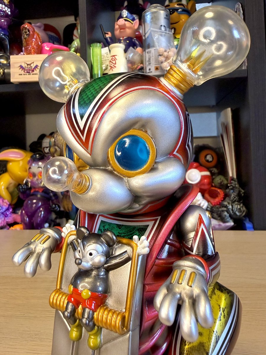 BlackBookToy's tweet photo. DConでの販売予定でしたが、変更で今週末に抽選販売。Marvel OkinawaワンオフMech Mousezilla6種！
Originally planned for drop at DCon, but changed schedules to have online lottery this weekend!! 6 Mech Mousezilla one offs by Marvel Okinawa

https://t.co/ioc6hG1FMs

#sofubi #ソフビ https://t.co/zyJoXAdHL1