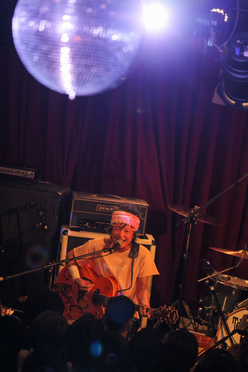 _LANTARO_'s tweet photo. 白井幹夫ワンナイトスタンドギグ
〜HAPPY MICKEY GO! GO! GO!〜

満員御礼無事終了しました！
皆様有難うございました！

白井さん、ますます元気です！
ロックンロール！

〈出演〉
白井幹夫
THE NEATBEATS
KETCHUP HEADS
真島昌利

［2026.05/29 Top Beat Club］
写真3枚目、4枚目（撮影:柴田恵理） https://t.co/d3lDwBsj9m