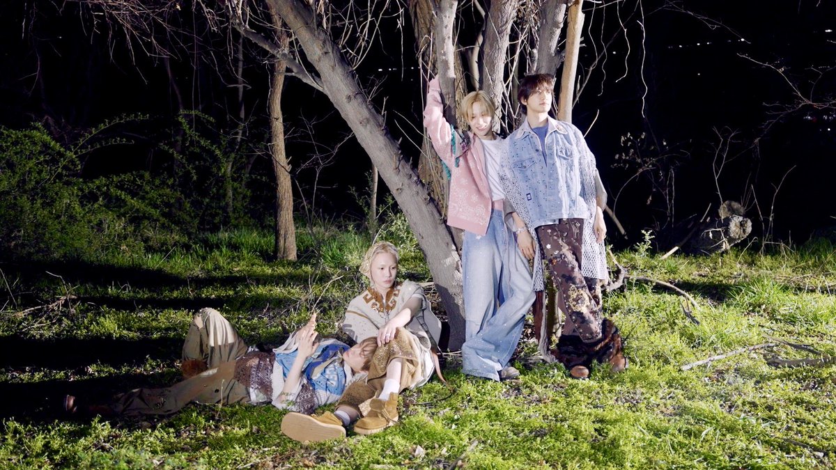 SHINee tweet media