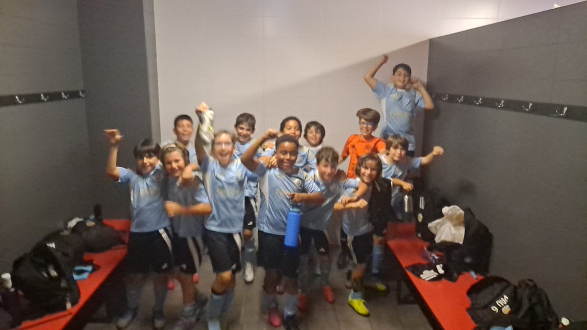 cffomentocs's tweet photo. Ya están aquí las fotos de nuestros equipos durante el fin de semana ⚽ 📸⚽ 📸

@DipuEsport
@PatronatEsports
@Facsa_es

Un club, una ilusión 🤍🩵
#somfomento
#fomentocastellon
#futbolbase
#gogogo https://t.co/QJ4dFPIimI