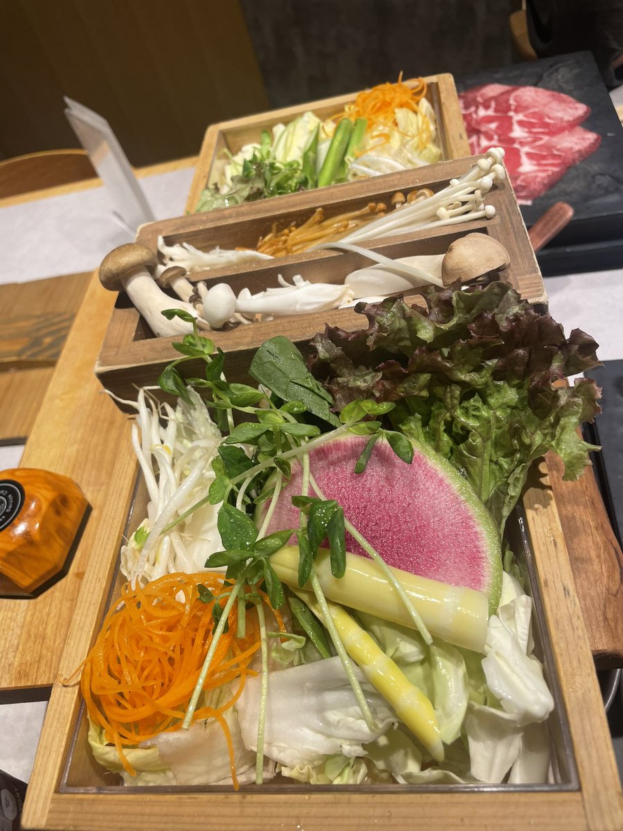 hmttttmn's tweet photo. めんまいーるよ✌️

今日もよろしこ✌️

今日も暑かったねえ https://t.co/g2VI6AUMBw