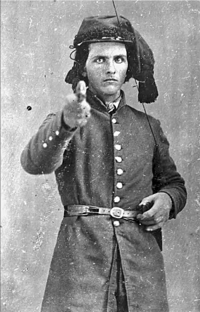 willo1246's tweet photo. Pvt. William W. Cavender, 7th Georgia Inf.  Cavender enlisted on 21 May 1861.  He was wounded in the head by a shell fragment on 21 July 1861 at the Battle of 1st Manassas.  Doctors used a silver plate to cover the hole in his head.  He survived the war and died on 6 Nov 1911. https://t.co/y9OojeIUby