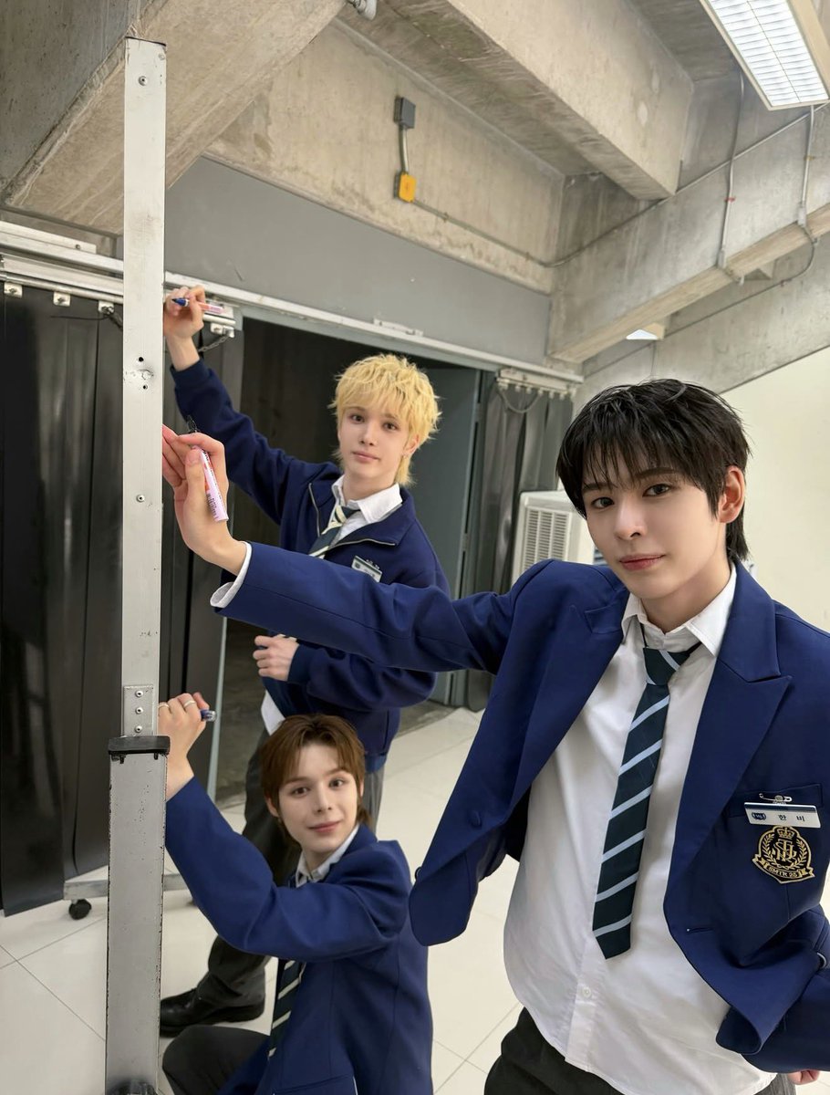 danielarchives_'s tweet photo. 260602 instagram update

#DANIEL #다니엘 #이다니엘 #SMTR25 #SMNBG https://t.co/S2gdJvr1Mg