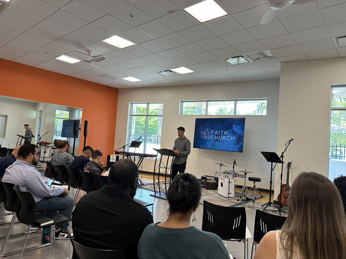 SendSouthFL's tweet photo. What a joy—visiting a @sendnetwork church plant, and seeing God at work.
Encouraged by planters like Trevor Doles faithfully engaging the city with the gospel, making disciples. Grateful for Southern Baptist churches who give, pray, and send. @FloridaBaptists @SendNetworkFL https://t.co/yODNNNvmZP