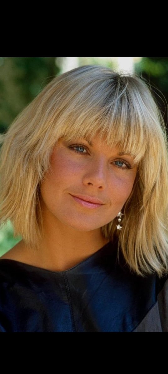 IronsCrofty's tweet photo. @The_East_End Glynis Barber https://t.co/mEgJXVWn9t
