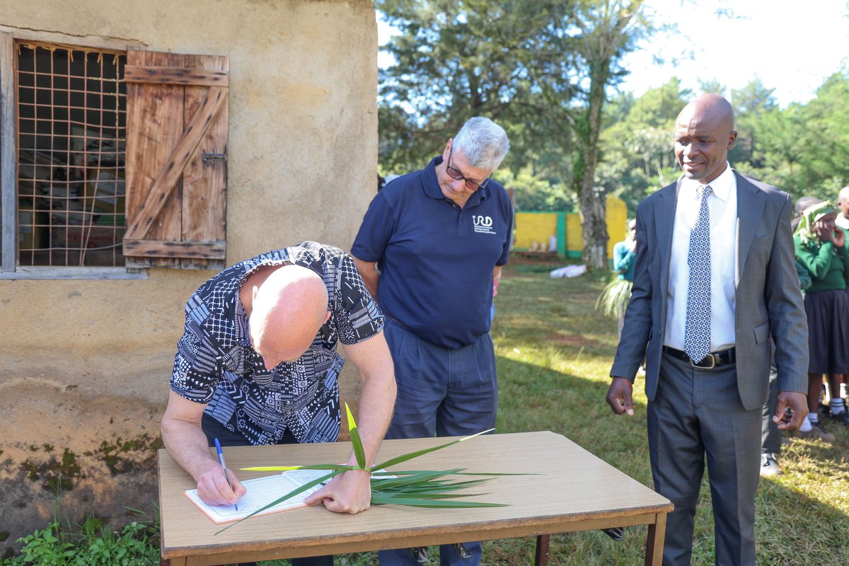 WangariMaathai's tweet photo. True ecosystem restoration puts community first! 🤝 Today, our French &amp; Kenyan partners (from French Embassy, @icipe, @ird_fr) joined hands at Isecheno Primary School to champion community-led environmental governance.  
#WangariMaathaiFoundation #KakamegaForestLink 🌲 https://t.co/ZcWxajPw0T