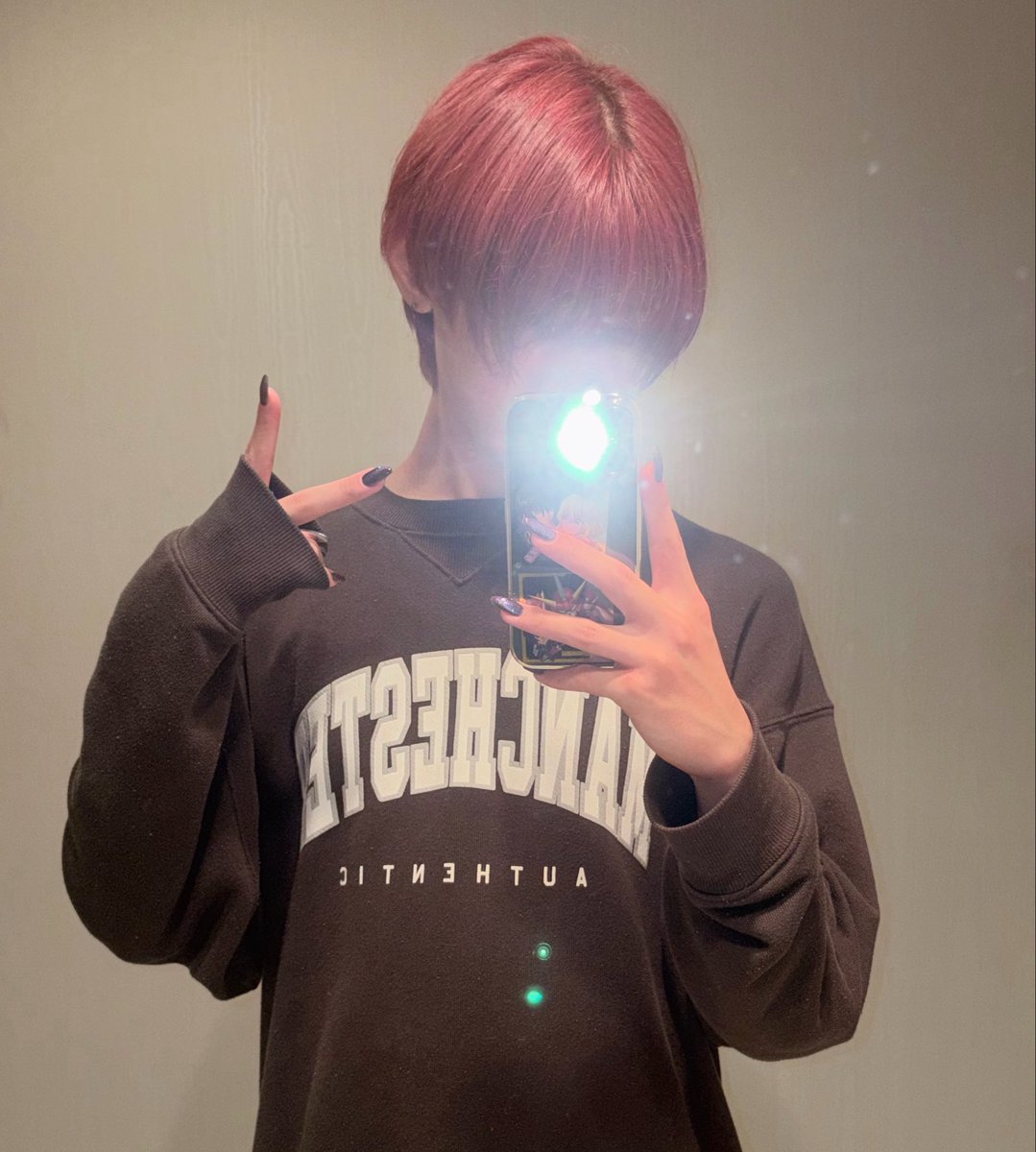 l_ive09's tweet photo. 染めてきやした✋
赤っぽいピンクです https://t.co/x52yjsR91E