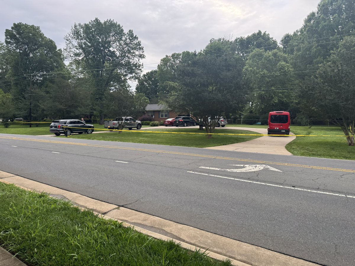 RyanFolz's tweet photo. Just before 5 a.m., the Mint Hill Police Department posted an alert to social media saying Margaret Wallace Drive was closed from Stoney Glen Drive to Gates Drive. A red transport van was also seen with bullet holes in the back windshield.
https://t.co/NnBnA1GqWI https://t.co/ksL76kUvy0