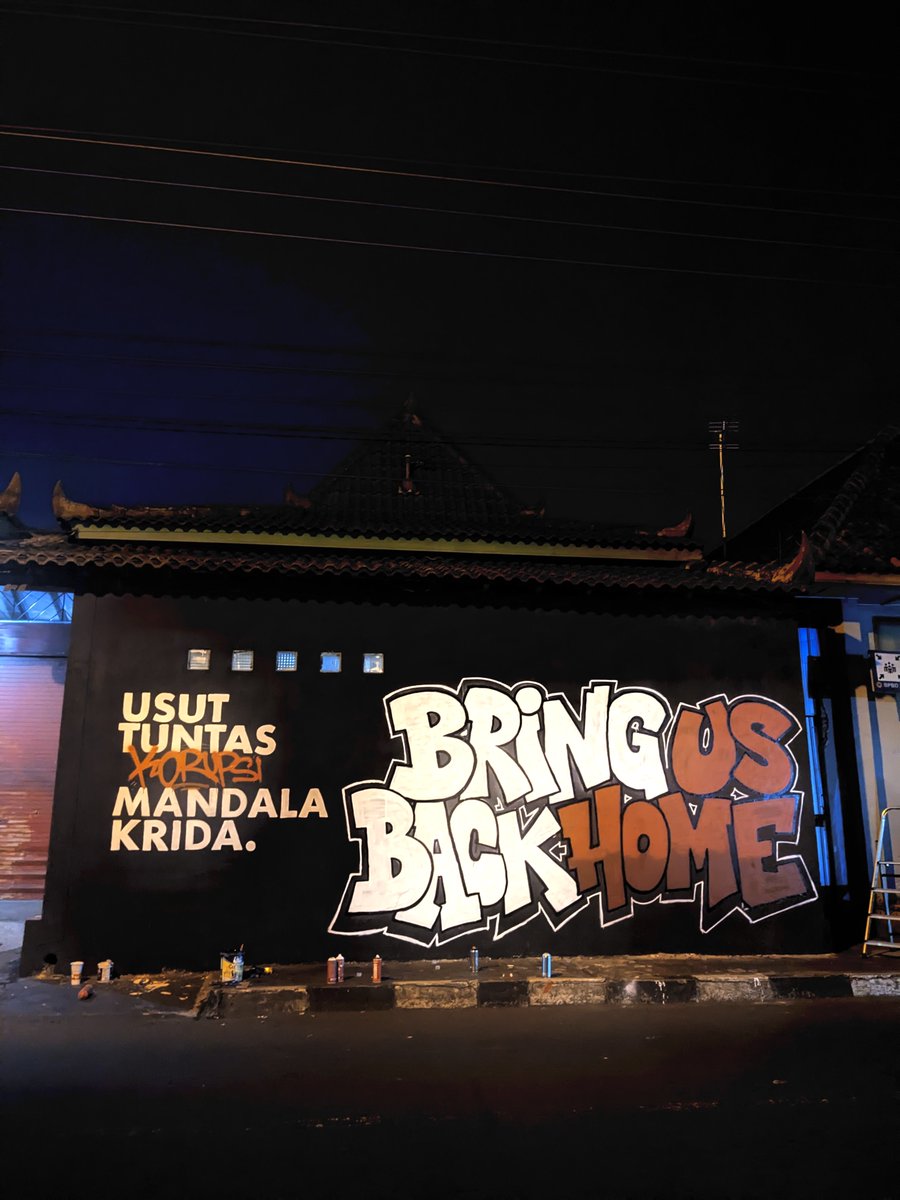 Brajamusti_KG1's tweet photo. Bawa Kami Kembali Ke Rumah.

#USUTTUNTASKORUPSIMANDALAKRIDA https://t.co/VxErumeIH8