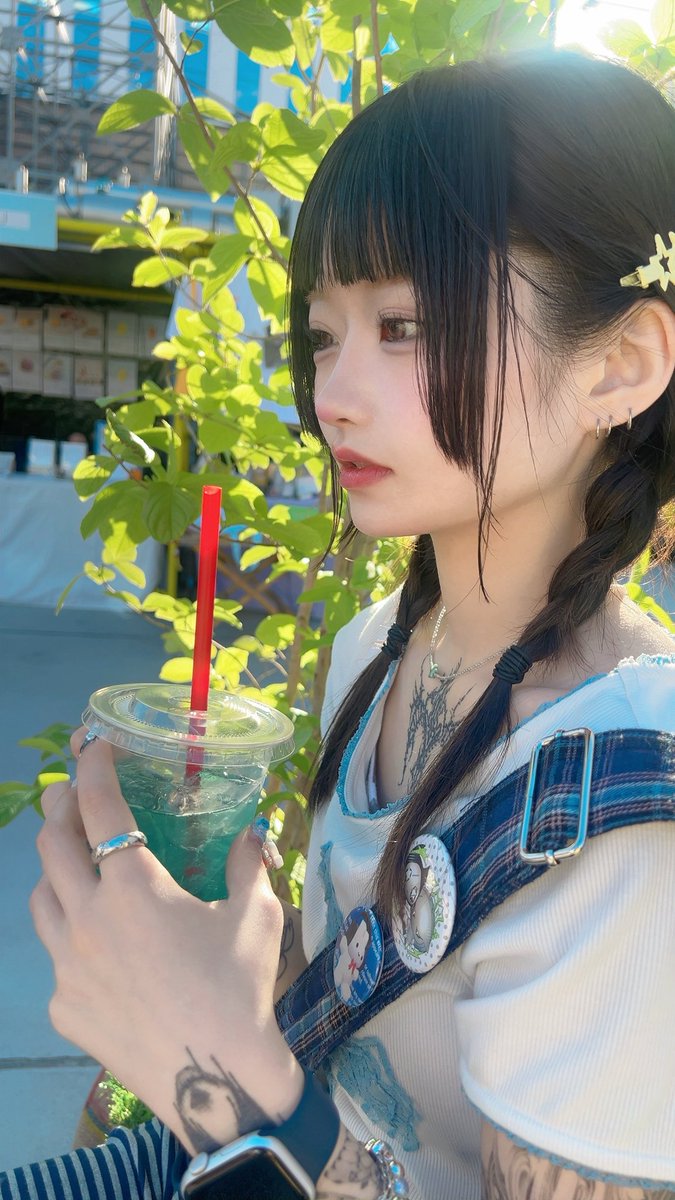 uxxxtu's tweet photo. https://t.co/MCmrtCbz1F