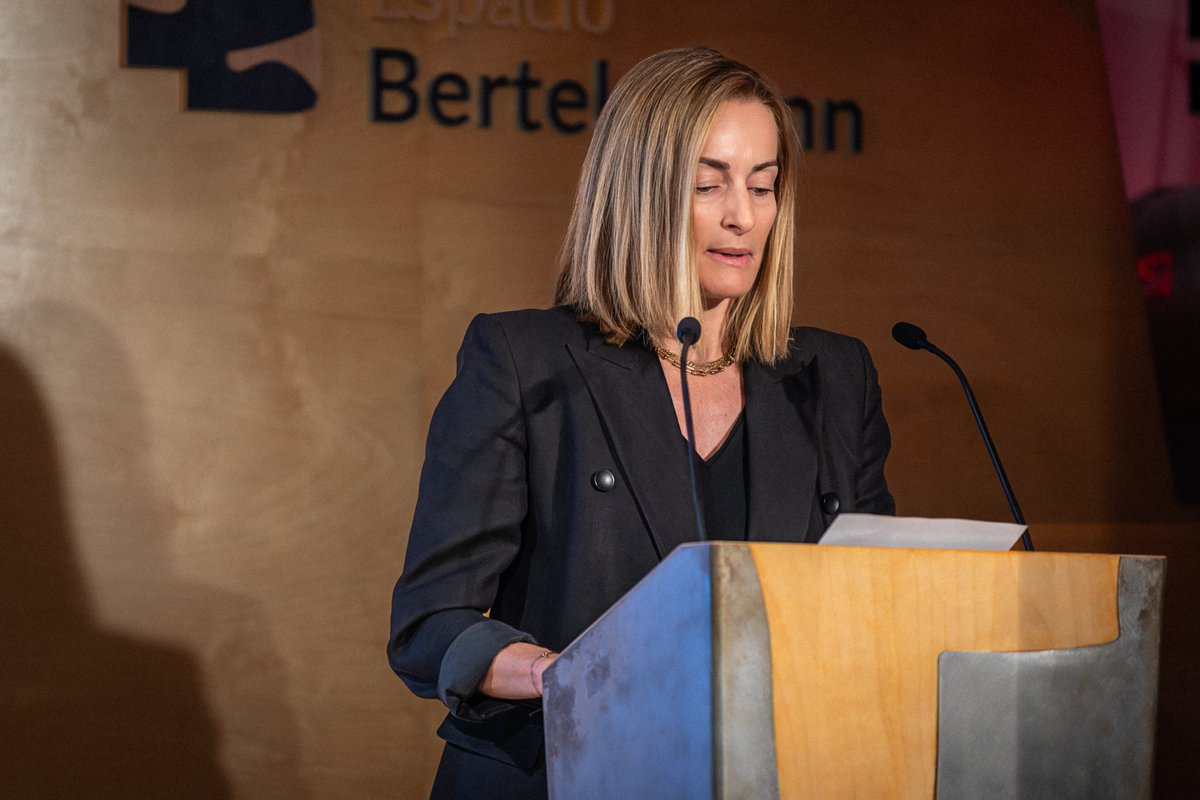 SomosHarmon's tweet photo. El día después del capitalismo.

¿Fue ayer?

Misura en sociedad, con @Ethic_  y con @bestiario140  en el @e_bertelsmann 

Gracias a todos por participar, fue un regalo.

+ info aquí: https://t.co/7jY2NnFKBv https://t.co/oCnqQ89SgK