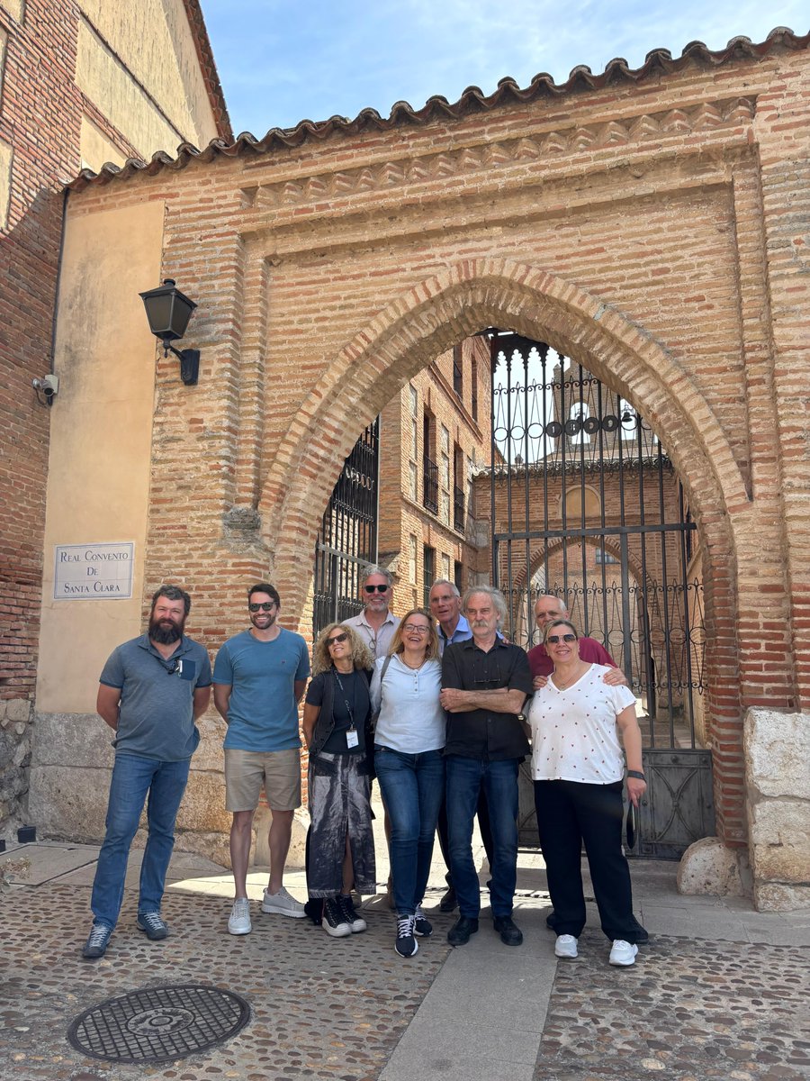 premioscincho's tweet photo. Algunos de los catadores de @premioscincho han podido disfrutar de la visita guiada por el Monasterio de Santa Clara de Tordesillas.😊

#PremiosCincho #Cincho2026 #CinchoCheeseAwards2026 #CinchoCheeseAwards https://t.co/kHLV19QFXB