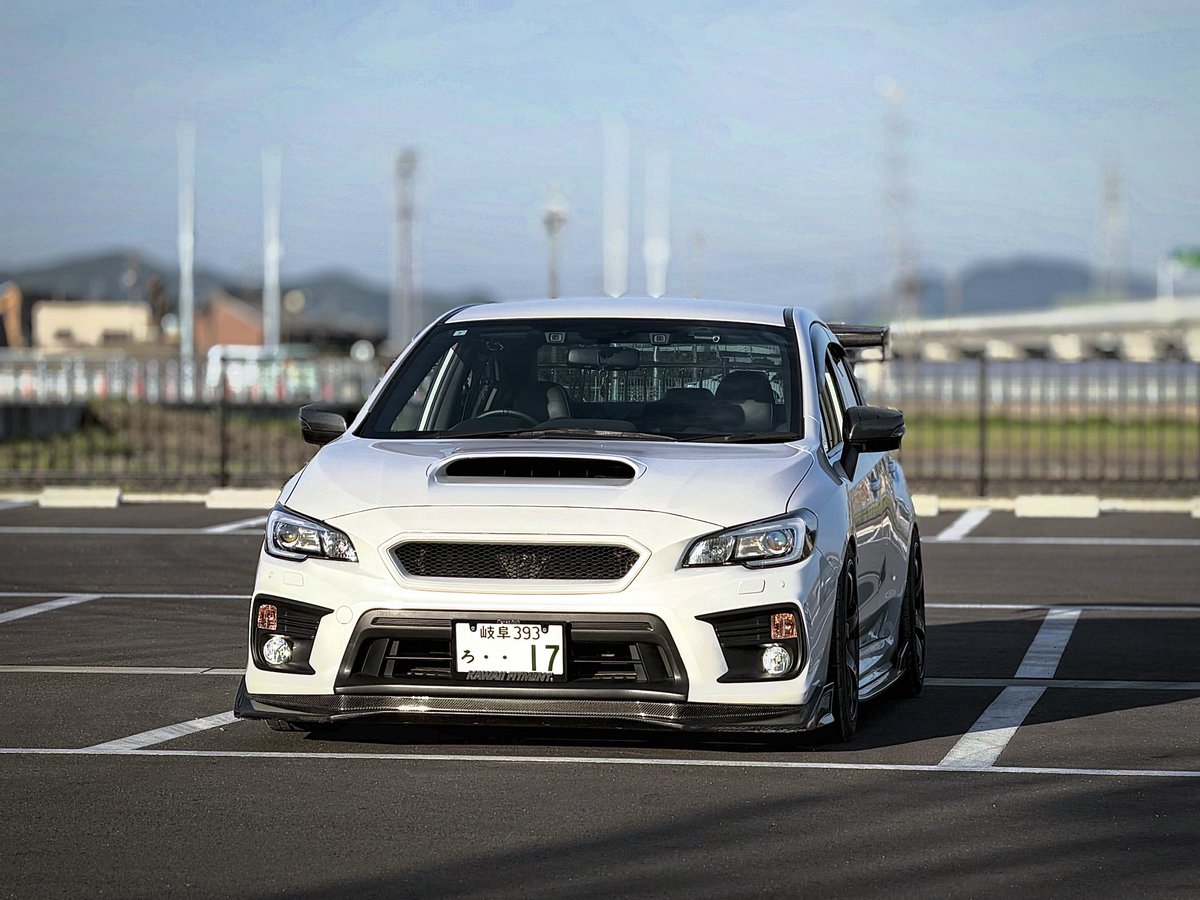 Fziwrx's tweet photo. コンケイブがエロい https://t.co/wHpOhWunsN