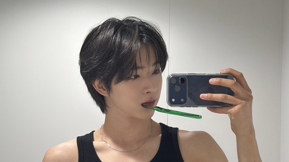 NEXZ_BBL's tweet photo. 🫧🐧260602 | 08:21 PM ( KOR )

*photos*

🪥 https://t.co/LuXnlYAcvI