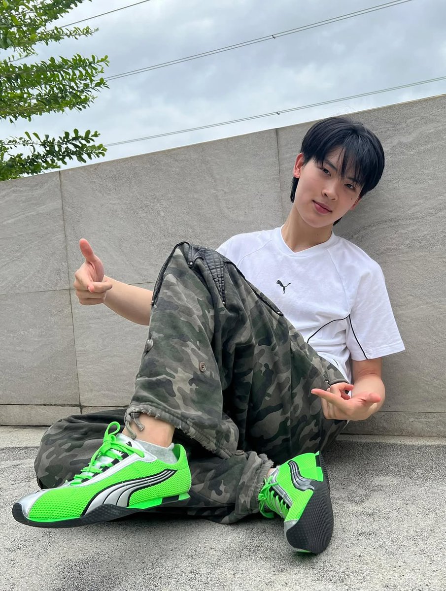totocornerx_'s tweet photo. (🎞️✨) — Toto’s instagram update (1)

🗓️ : 260602
👤 : @/totothayawat
💬 : 😊 #HSTREET #PUMATH @/pumathailand
🔗 : https://t.co/Hf77hHuZ2U

-
#TOTOthayawat  
#9214KIDS #SONRAYMUSIC https://t.co/zw6LwcDXwO