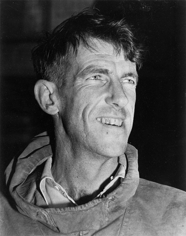 finnbrit1's tweet photo. 🏔️ In 1953, just weeks after climbing Everest, Sir Edmund Hillary visited Finnbrit. A rediscovered Finnish newsreel shows his arrival and visit  – with some familiar furniture still in use today! Finnbrit 47/100 🎞️ #Finnbrit #Finnbrit100 https://t.co/zdnTh2zrto