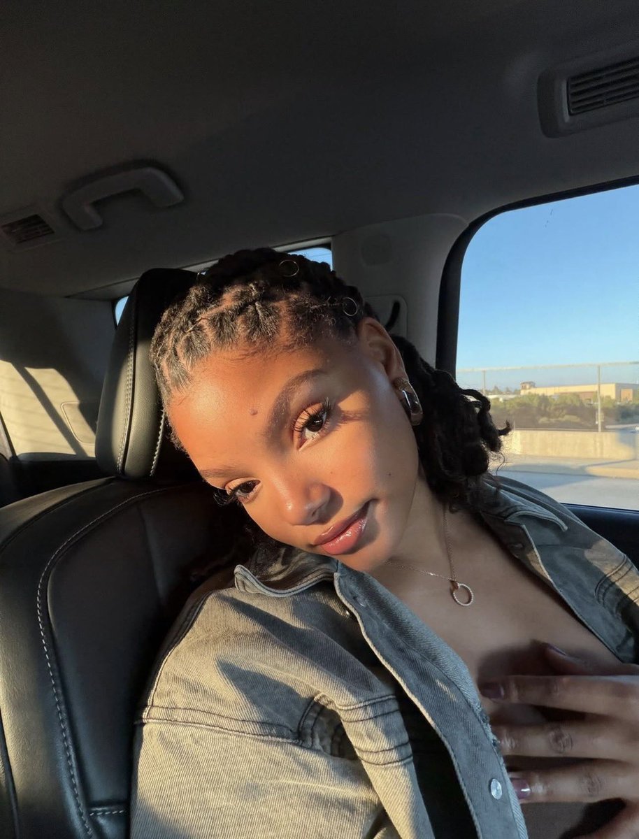 hallesources's tweet photo. Ik she secretly working on new 🎶 https://t.co/RK6TxQCqUd