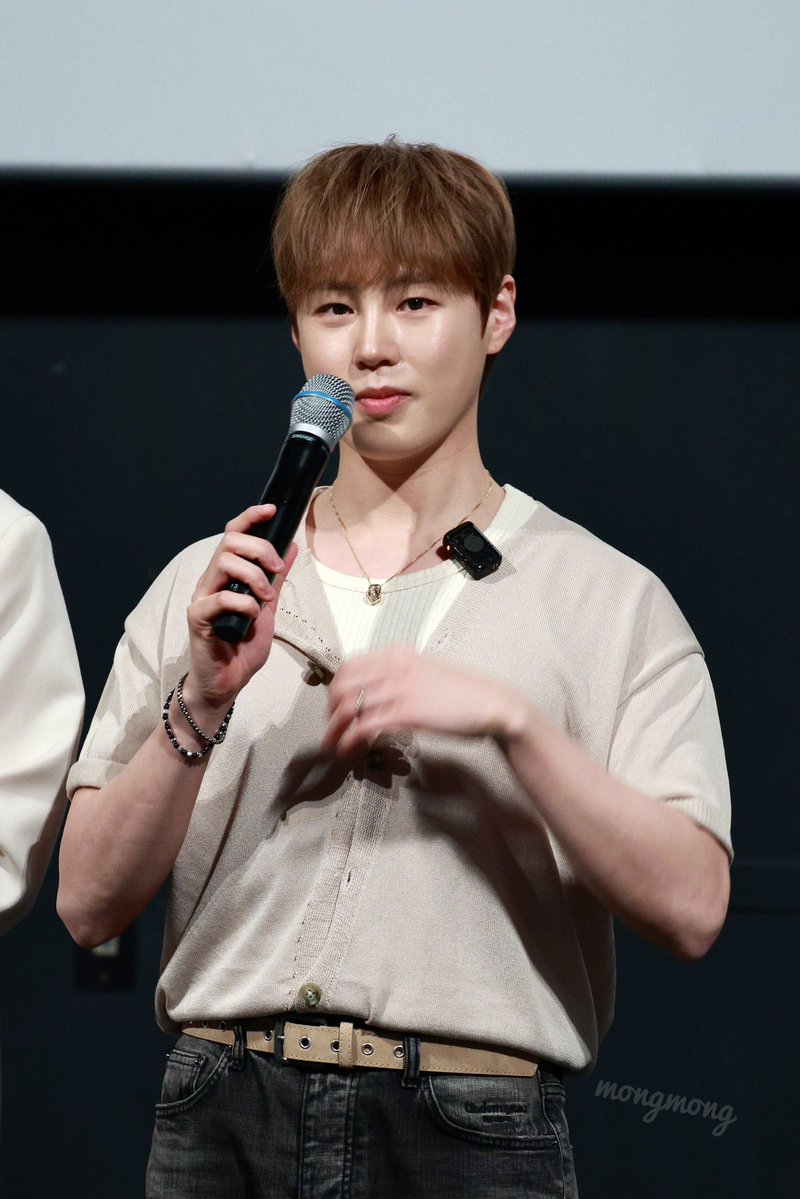 mongmong030's tweet photo. 왤케 귀여웡

#WannaOne #워너원 #하성운 #HASUNGWOON https://t.co/YXPiBDZIuP