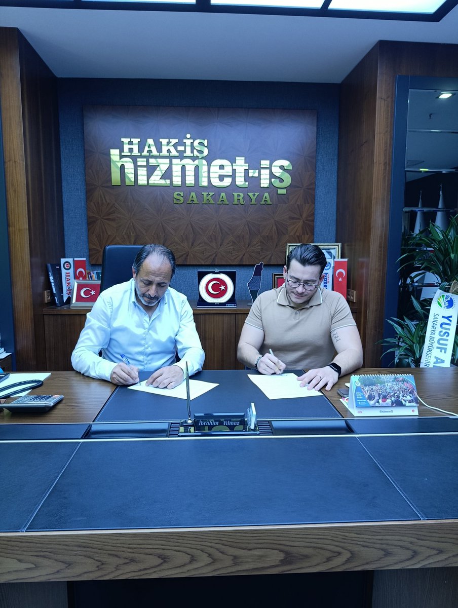 hizmetisakarya's tweet photo. Sendikamız ve Özel Dent Erenler Serhat Dünya Ağız ve Diş Sağlığı Kliniği arasında imzalanan protokole istinaden üyelerimize Özel %20 indirim anlaşması imzalanmıştır.
Bütün üyelerimize hayırlı olsun.
📍 Hacıoğlu Mahallesi Sakar Baba Caddesi No: 42 /Z1 Erenler
📞 +90 532 644 93 99
@hizmetissendika 
@ibr_ylmaz