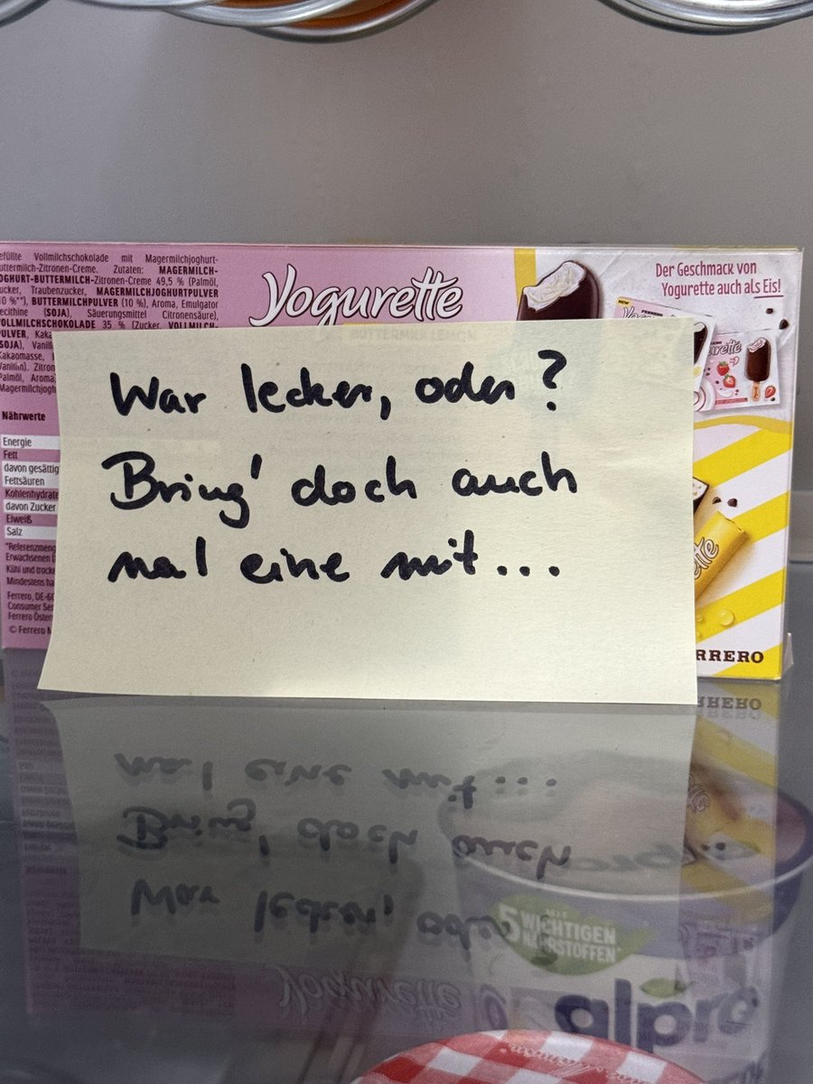 ambrosianuss's tweet photo. Aus der Reihe: Passiv aggressive Schilder in Büros https://t.co/5VRWGdxscp