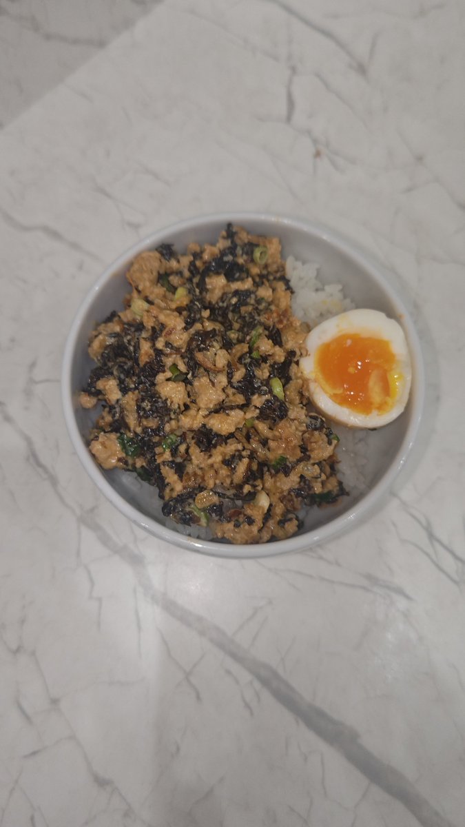 good14943759's tweet photo. 無冠　阿佐ヶ谷

雲丹餡かけラーメン、味玉、
エビTP、明太子丼、
節スープ付き汁なし担々麺、岩のり増し、味玉、ライス

味変しながらとても美味しく頂きました。
ご馳走様でした https://t.co/QpcHwI2tf8