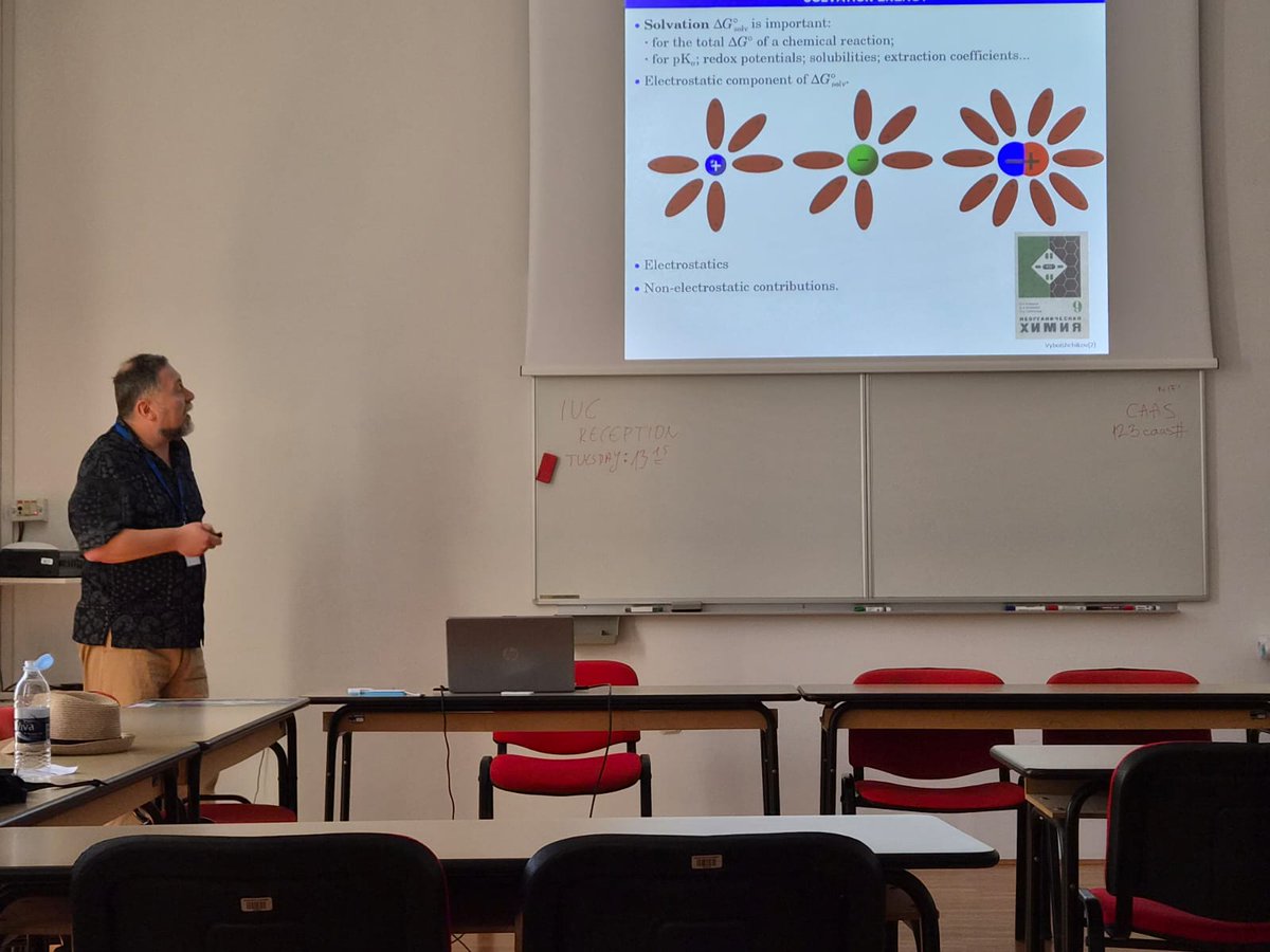 DIMOCAT_iqcc's tweet photo. Today, we had two presentations by @DIMOCAT_iqcc researchers at the 37th MathChemComp conference held in Dubrovnik. Sergei Vyboishchikov discussed new solvent models based on ML and @miquelsola presented the work of the group on indenofluorenes and hexabenzenoids. https://t.co/6Le0PNyPlD