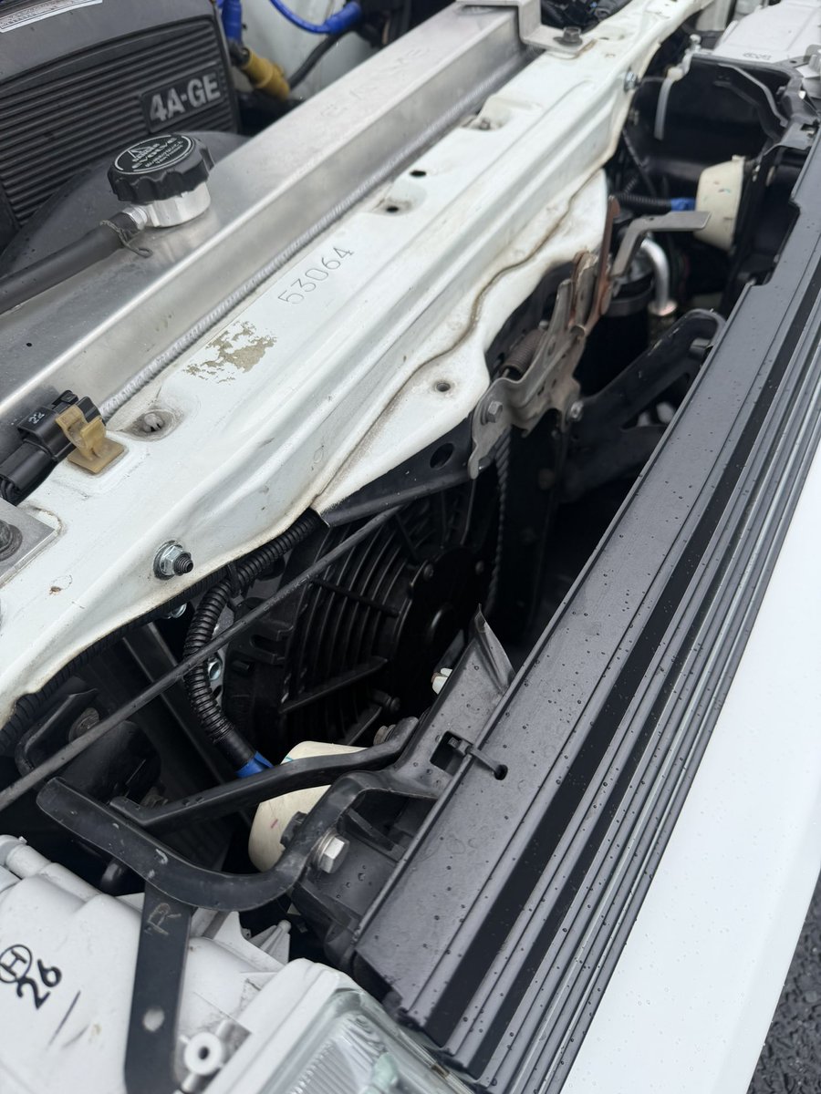 daddy_m_w_kuni's tweet photo. ae86エアコンキット完成👍
室内ユニット以外全部新品です。
寒いぐらい効きます👍
今のところ4バルブのみで、PS付きも対応します。
お問い合わせ➡️インスタ@ug0803 までお願いします🙇♂️
#ae86 #4age #ackit #daddymotorworks https://t.co/gYDVE83lJ3