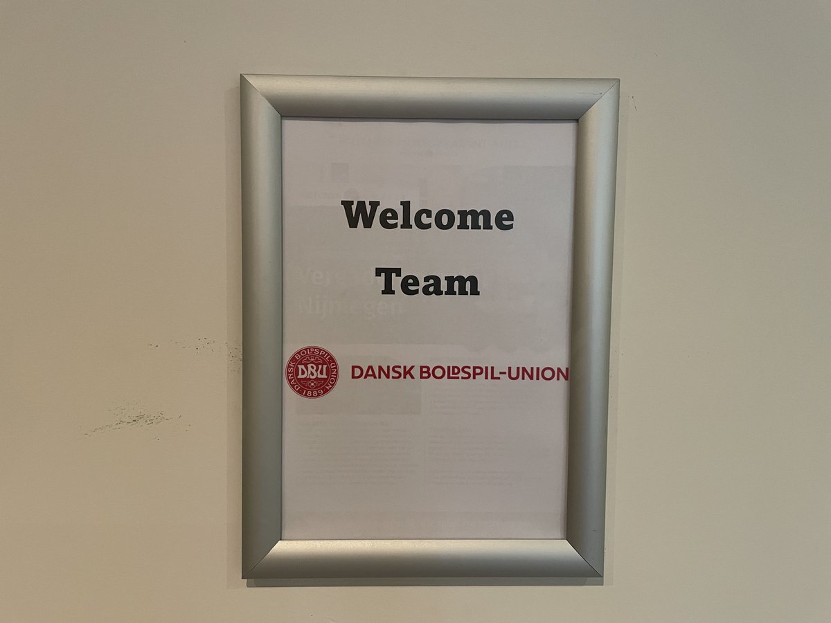 FletcherFootbal's tweet photo. Deze week is @dbulandshold 𝐃𝐞𝐧𝐞𝐦𝐚𝐫𝐤𝐞𝐧 𝐌𝐞𝐢𝐝𝐞𝐧 𝐨𝐧𝐝𝐞𝐫 𝟏𝟔 te gast bij 𝐅𝐥𝐞𝐭𝐜𝐡𝐞𝐫 𝐌𝐢𝐥𝐥.

Wij wensen het team een fijn verblijf en succes met de wedstrijden 🇩🇰💪

#denemarken #denmark #denmarkWU16 #interlands #voetbal #football #DENNED #DENNOR https://t.co/LPioCfo2hc