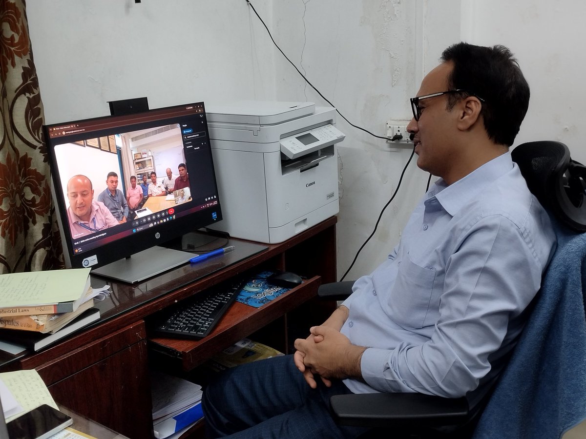 dyclcpatna's tweet photo. एन0टी0पी0सी0 कहलगाँव, भागलपुर (बिहार) के भू-विस्थापितों द्वारा दिनांक 06.06.2026 से हड़ताल पर जाने का नोटिस दिया गया। उक्त विषय पर त्वरित कार्रवाई करते हुए श्री सचिन कुमार, उप मुख्य श्रमायुक्त (के0), पटना द्वारा वीडियो कॉन्फ्रेंसिंग (VC) के माध्यम से मामले की सीधी सुनवाई की गई । https://t.co/fTbytEYVBD