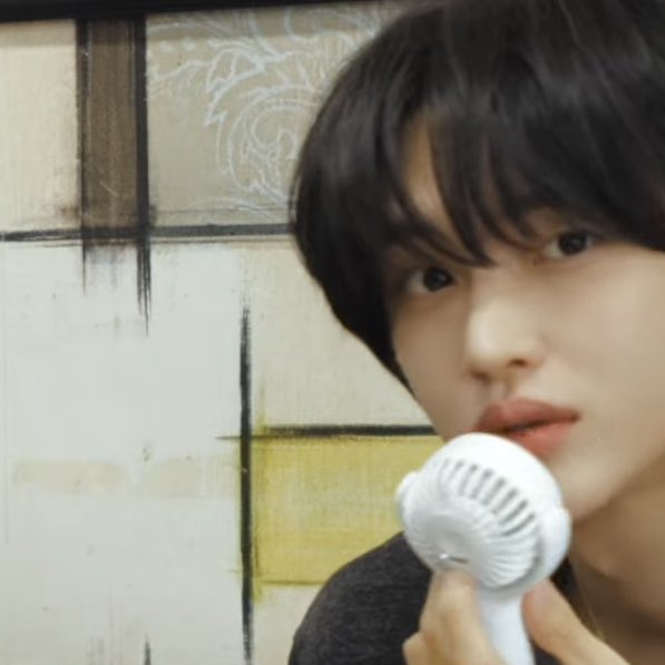 키키 tweet media