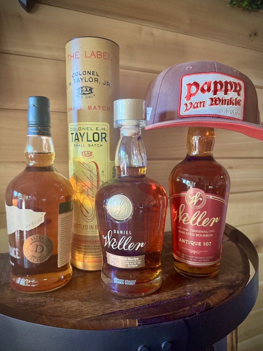 BishopStumpy's tweet photo. Good day at @daily_trace  @BuffaloTrace @BarrelSelect https://t.co/gkK6IaBVqk