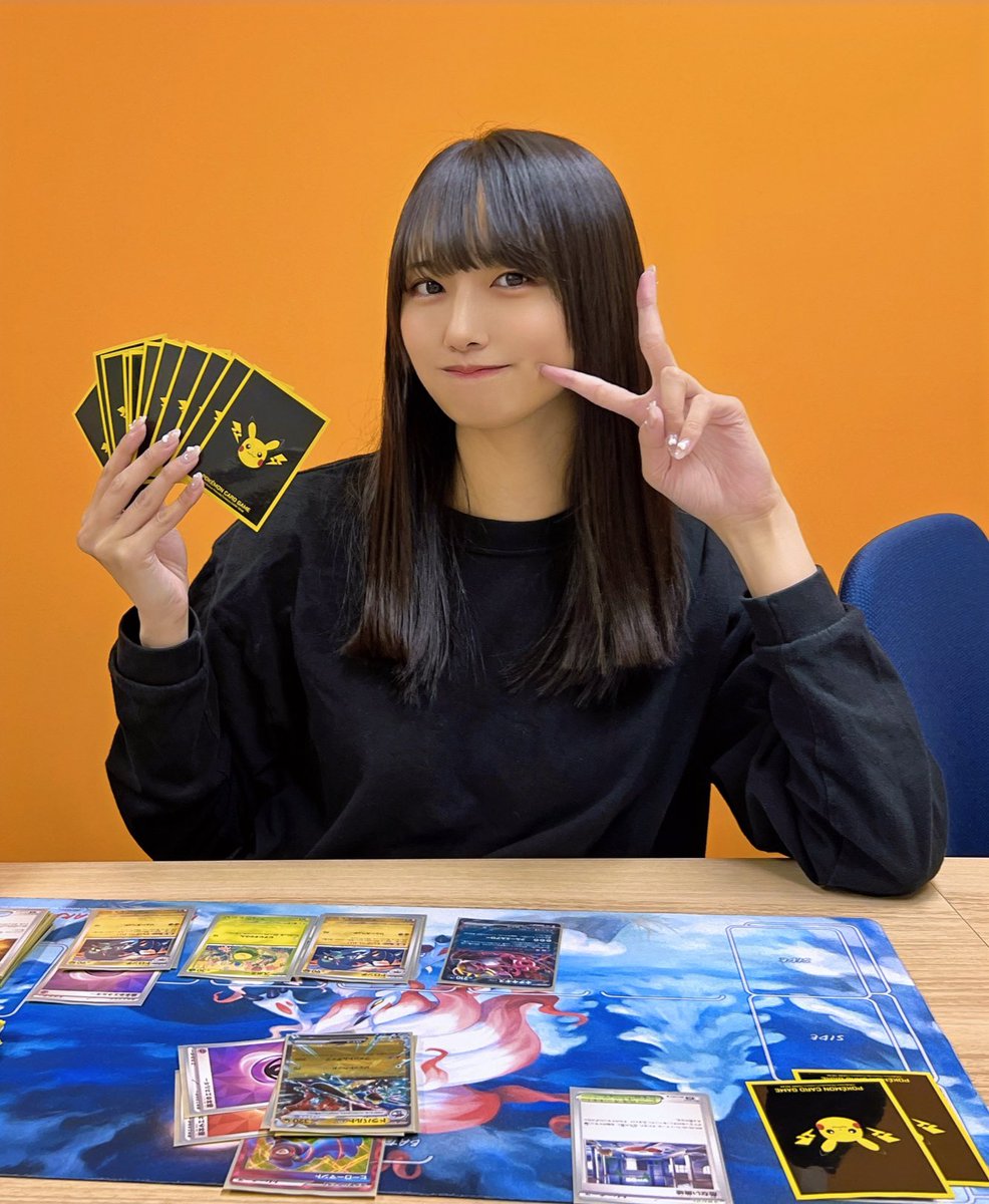 shimizu_riko's tweet photo. ポケカ楽しいよ！！！ https://t.co/E6SVbREmKv