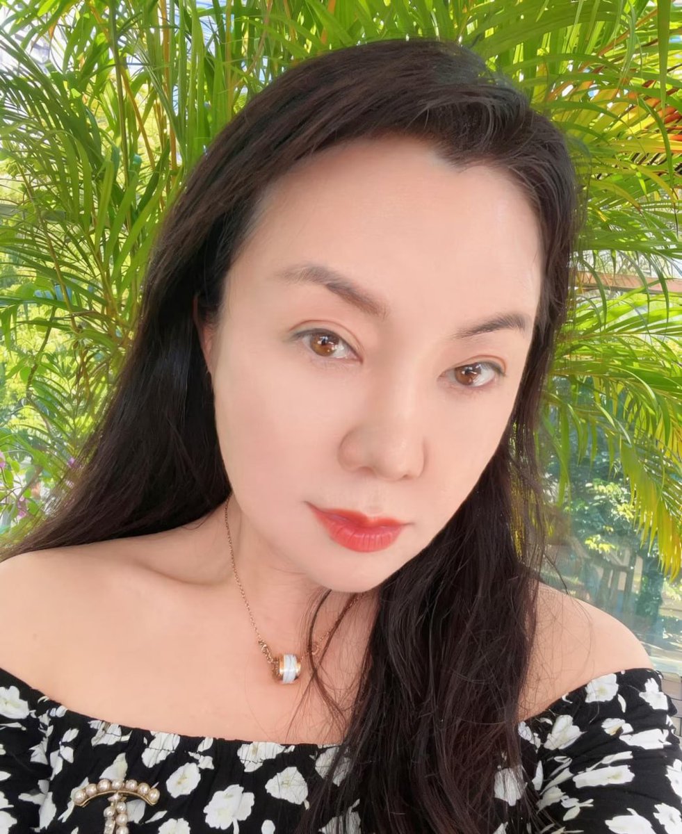 dk22584's tweet photo. 我單身很多年了🥺
不是不想談感情，
而是很多人一聽到我有個聽障女兒，
就開始慢慢疏遠。

其實我真的不明白，
孩子只是比別人需要更多耐心，
為什麼卻變成被退縮的理由。

ㄌㄞ：2886y
Gleezy：Xz2580
Gleezy：https://t.co/BmBilXmplY https://t.co/MexxcAUERI
