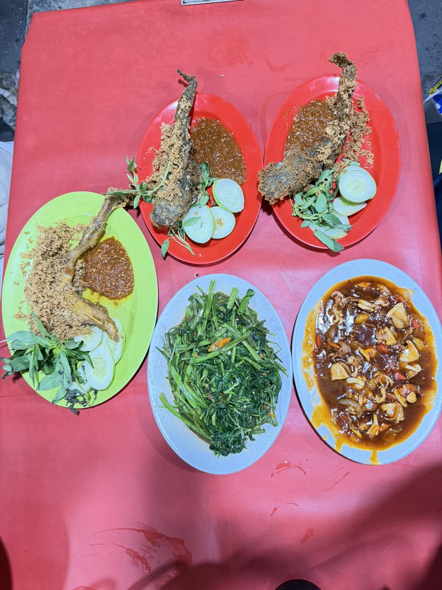 yang mulia tweet media