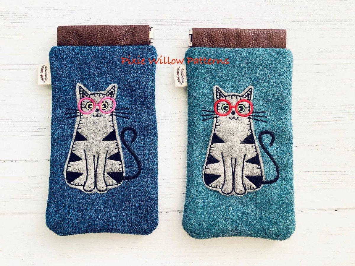pixie_patterns's tweet photo. Beautiful flex frame glasses case designs. https://t.co/BfWukCP5O2 #machineembroidery https://t.co/6jLcqb2IF5