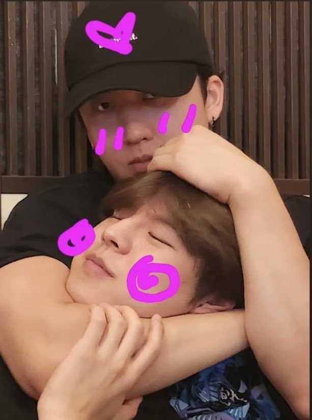 staysday6's tweet photo. like father like son https://t.co/oOjniEi6e5