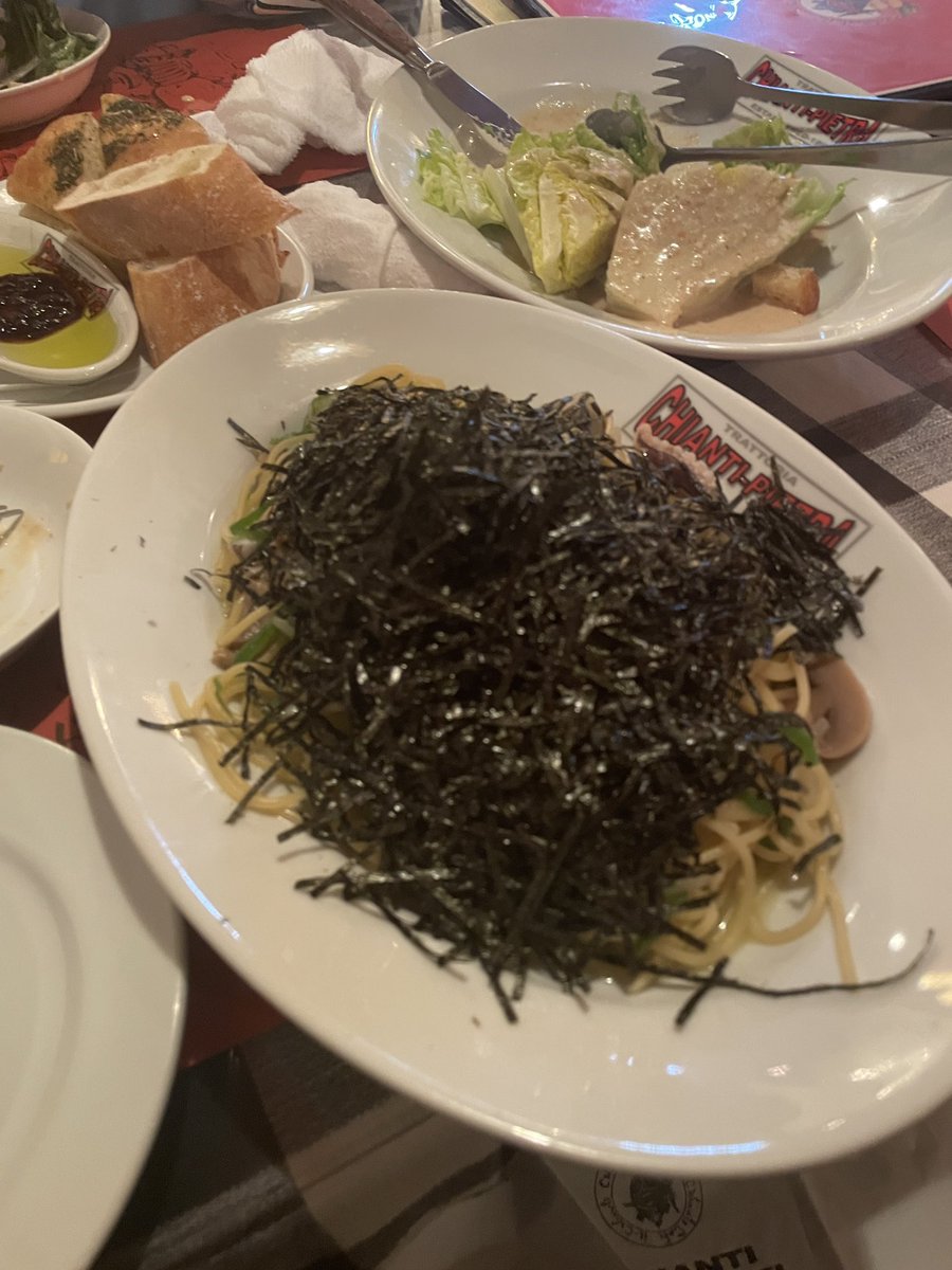 shingoaaaaa's tweet photo. このパスタ見た目バカだけどバカ美味かった！ https://t.co/j8dNbpc3Mk