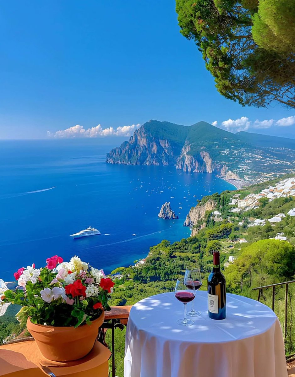 2025pics's tweet photo. Summer on the Amalfi Coast https://t.co/5WxGPHkAyx
